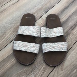 Sanuk sandals